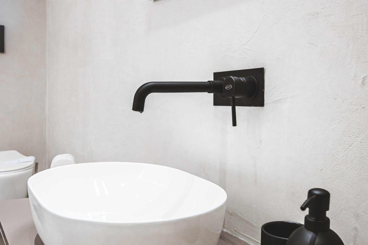 Sanavar Apartment Bari Buitenkant foto